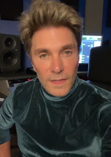 Vic Mignogna photo