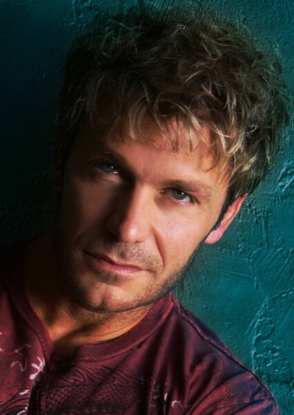 Vic Mignogna photo