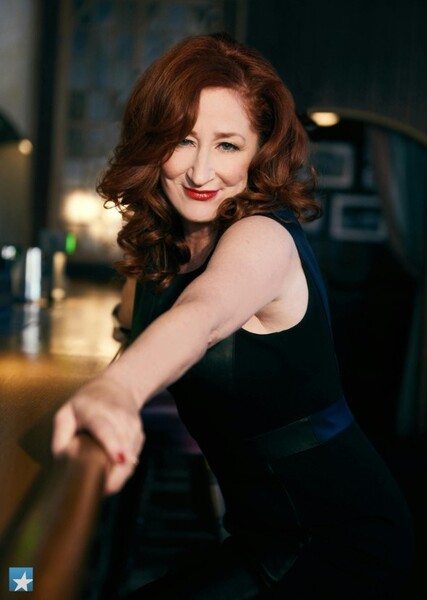 Vicki Lewis photo