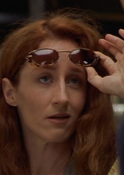 Vicki Lewis photo