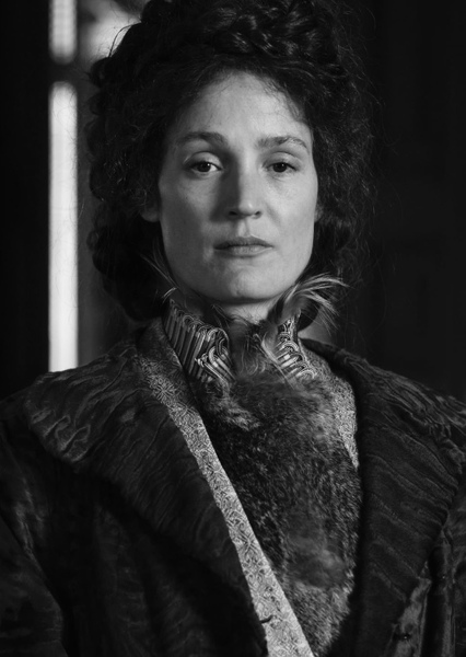 Vicky Krieps photo