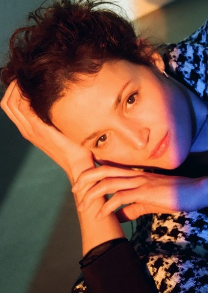Vicky Krieps photo