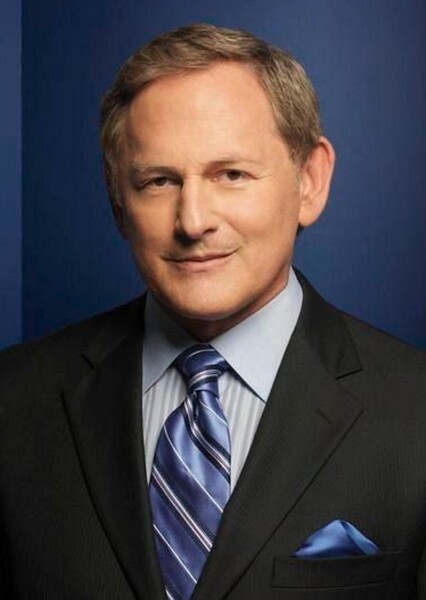 Victor Garber photo