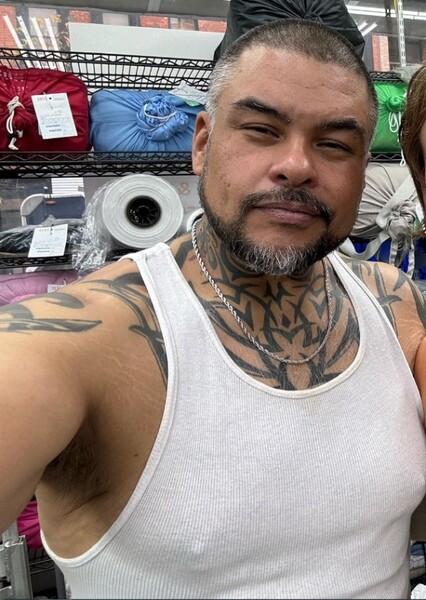 Victor González photo