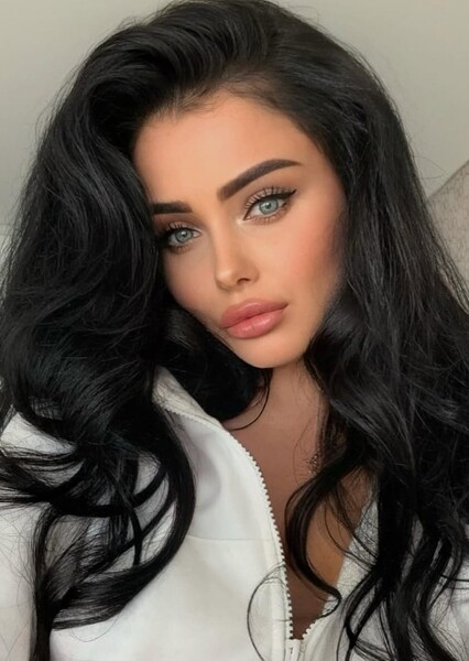 Victoria Chebotar photo