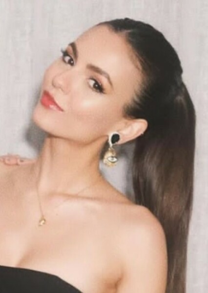 Victoria Justice photo