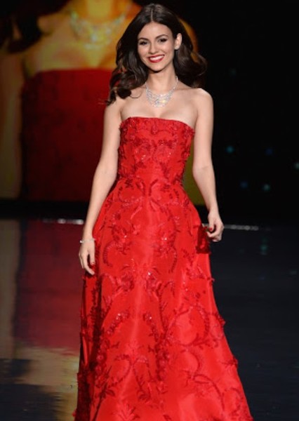 Victoria Justice photo
