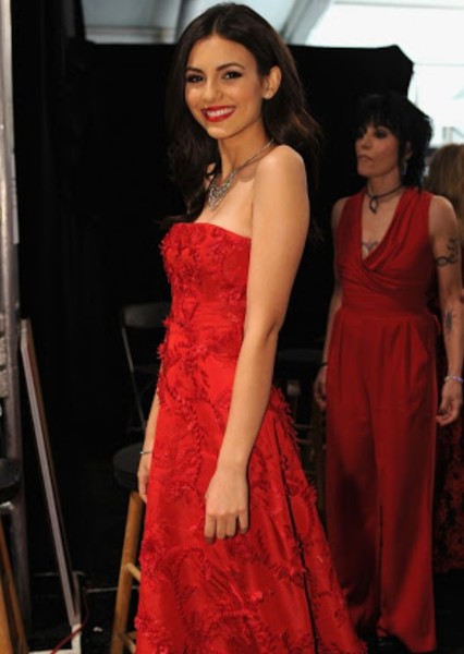 Victoria Justice photo