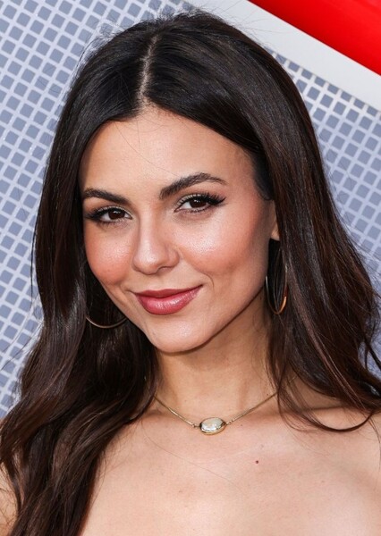 Victoria Justice photo