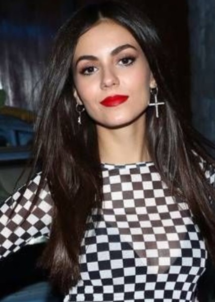 Victoria Justice photo