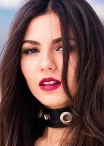 Victoria Justice photo