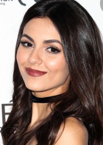 Victoria Justice photo