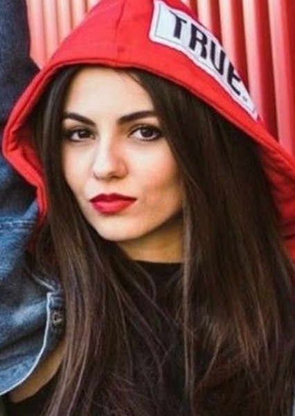Victoria Justice photo