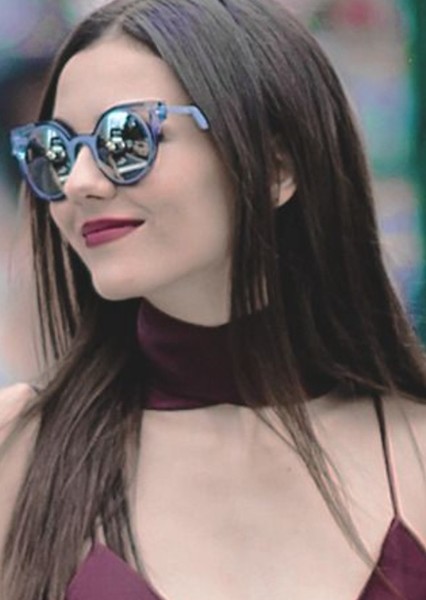 Victoria Justice photo