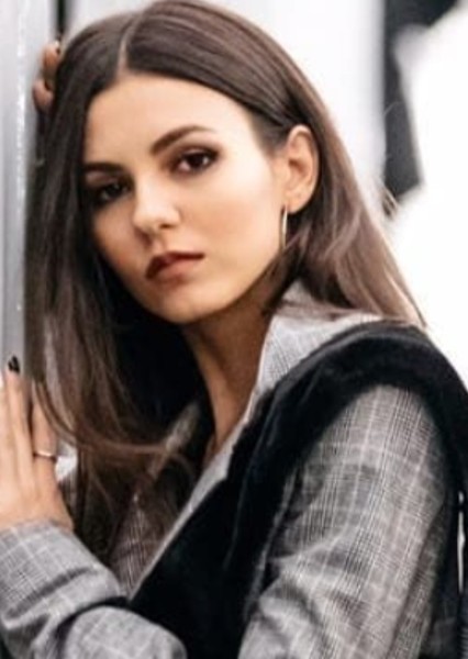 Victoria Justice photo