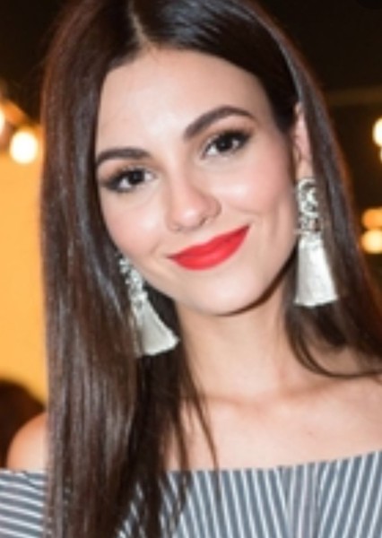 Victoria Justice photo