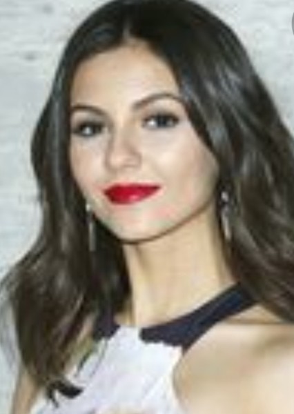 Victoria Justice photo