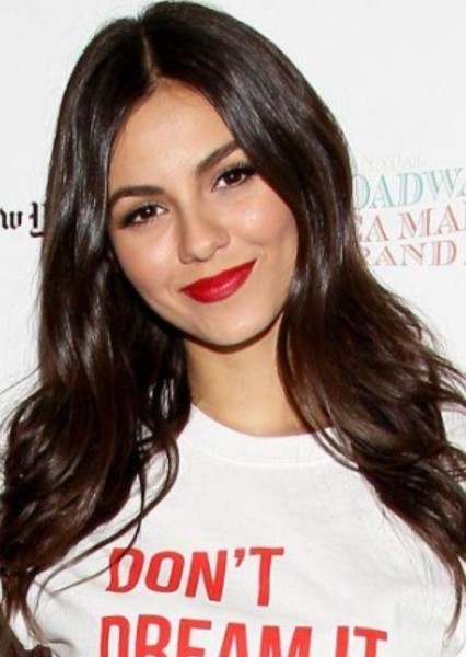 Victoria Justice photo