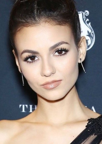 Victoria Justice photo