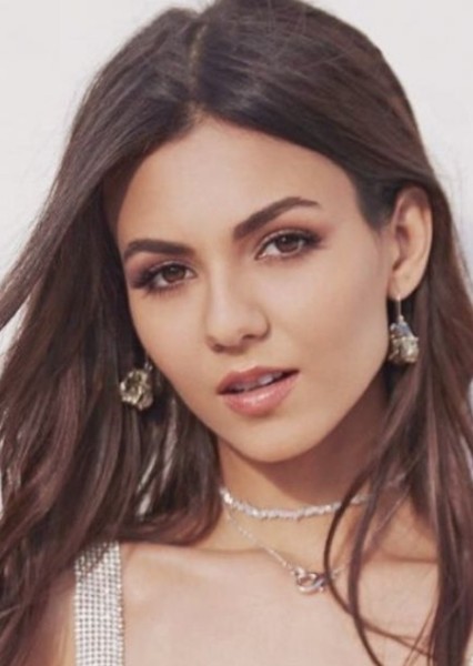 Victoria Justice photo