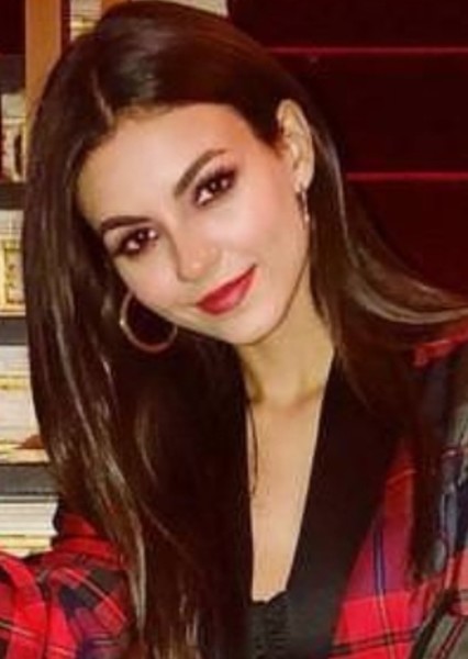 Victoria Justice photo