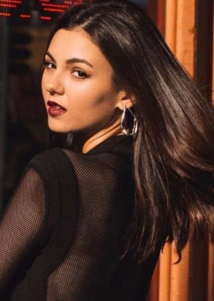 Victoria Justice photo