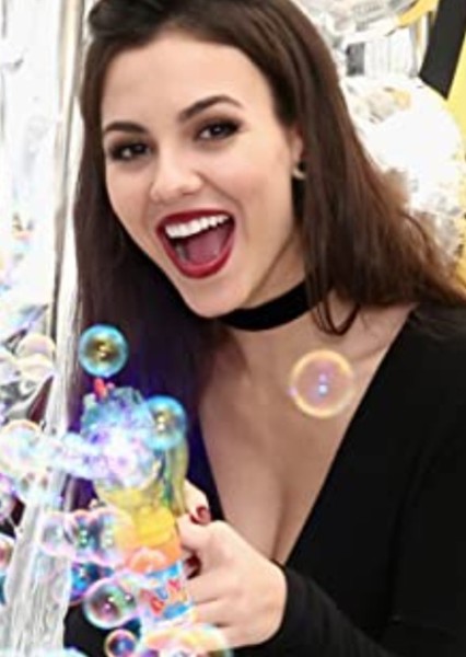 Victoria Justice photo