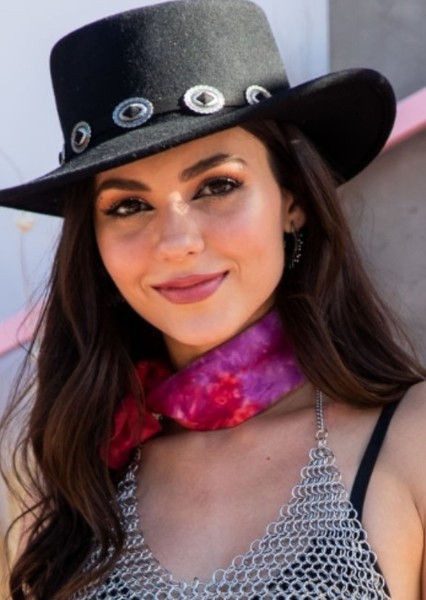 Victoria Justice photo