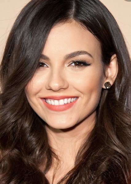Victoria Justice photo