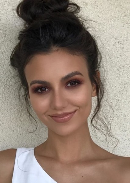 Victoria Justice photo