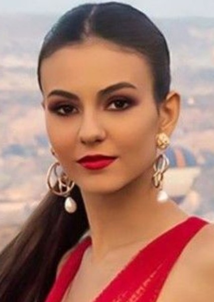 Victoria Justice photo