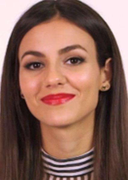 Victoria Justice photo