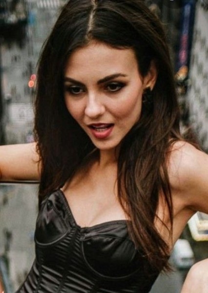 Victoria Justice photo