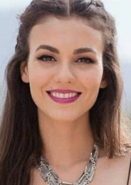 Victoria Justice photo