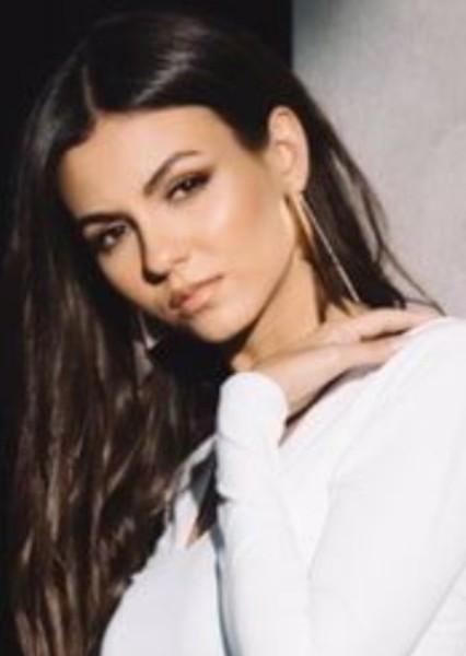 Victoria Justice photo