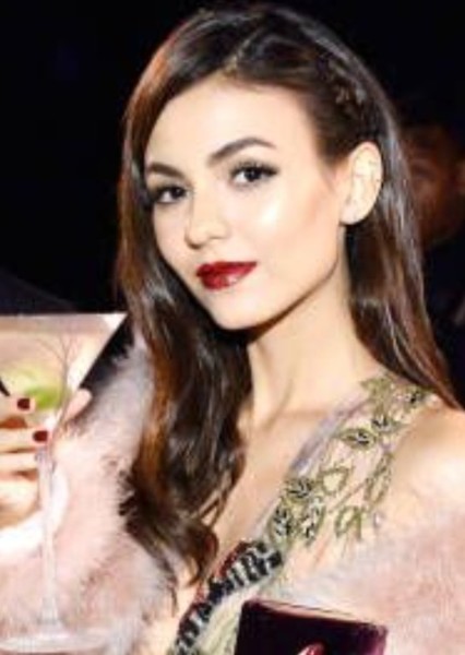 Victoria Justice photo