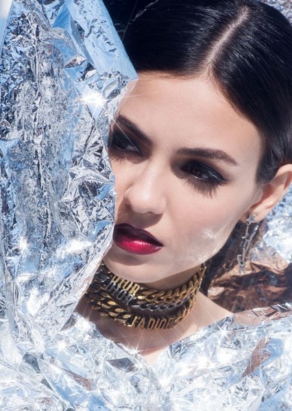 Victoria Justice photo