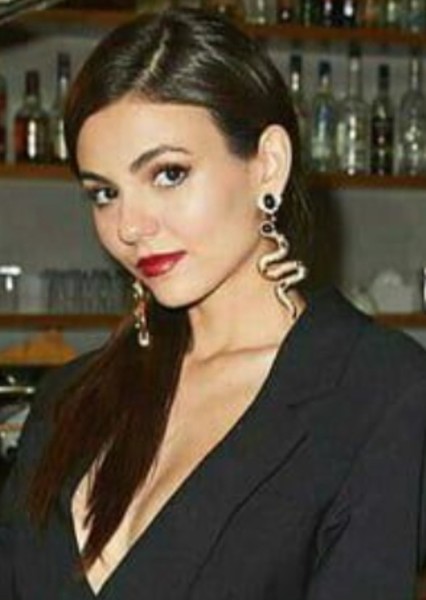 Victoria Justice photo