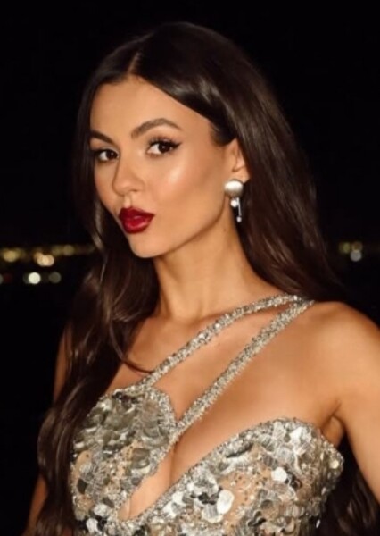 Victoria Justice photo