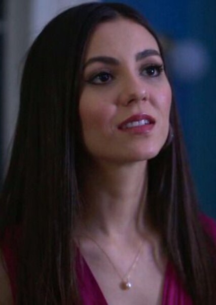 Victoria Justice photo