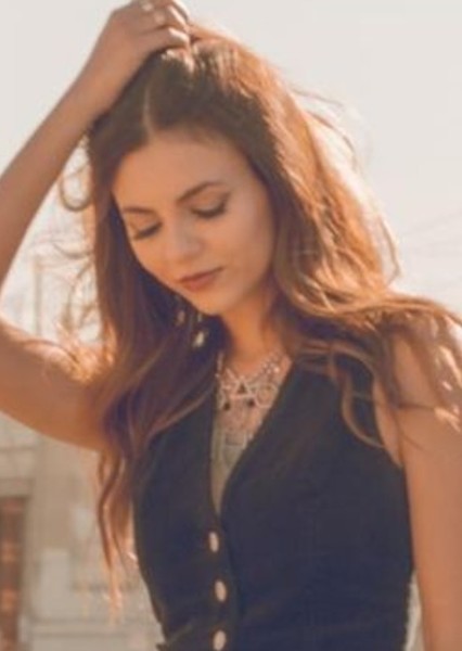 Victoria Justice photo