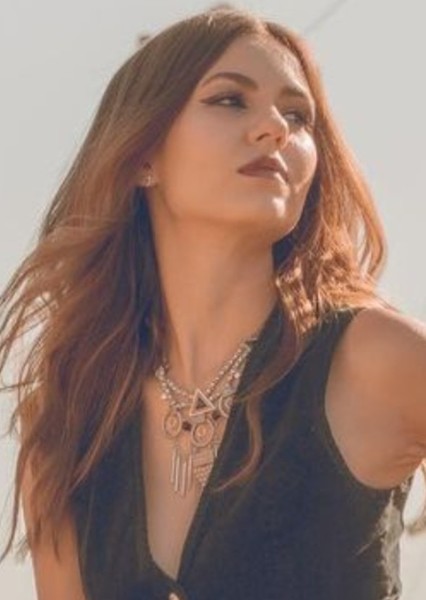 Victoria Justice photo