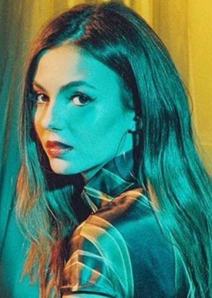 Victoria Justice photo