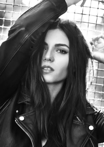 Victoria Justice photo