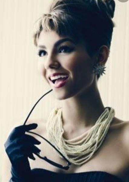 Victoria Justice photo