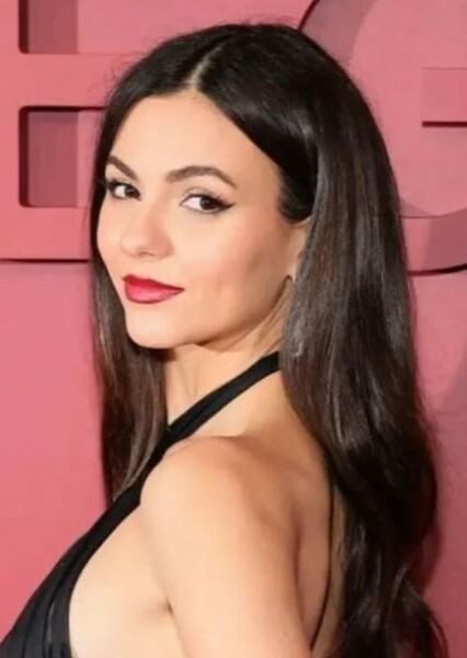 Victoria Justice photo
