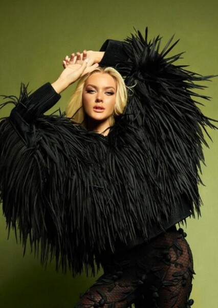Victoria Kjær Theilvig photo