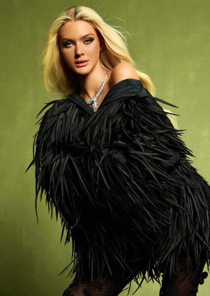 Victoria Kjær Theilvig photo