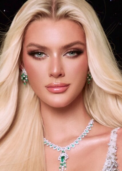 Victoria Kjær Theilvig photo