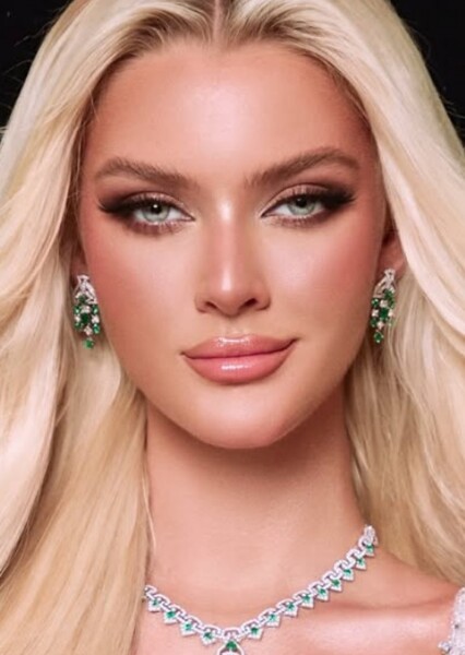 Victoria Kjær Theilvig photo